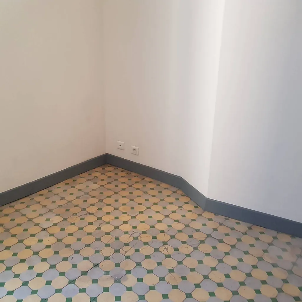 Pose de sol en dalle pvc clipsable