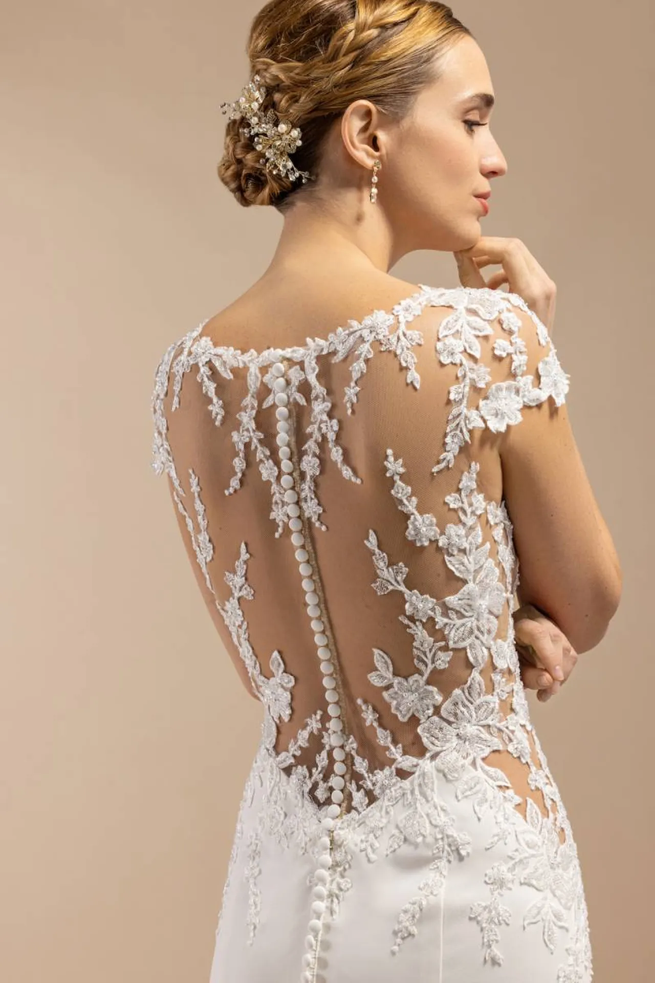 robe de mariée dos transparent