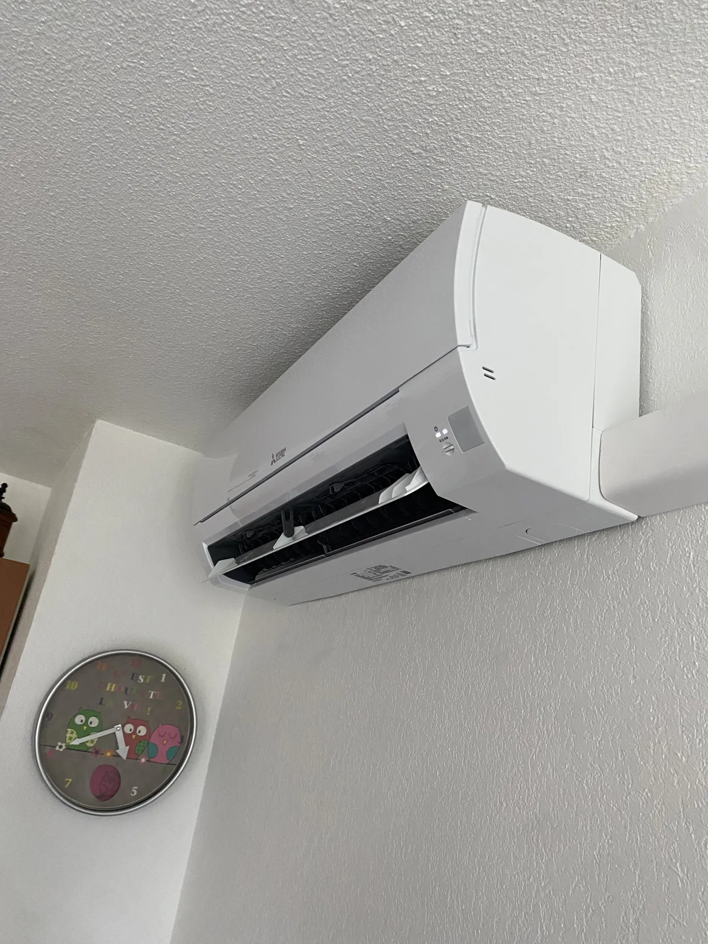 Travail sérieux et professionnel pour installation à Gagnac-sur-Garonne d’une pompe à chaleur air air avec prime CEE avantageuse.