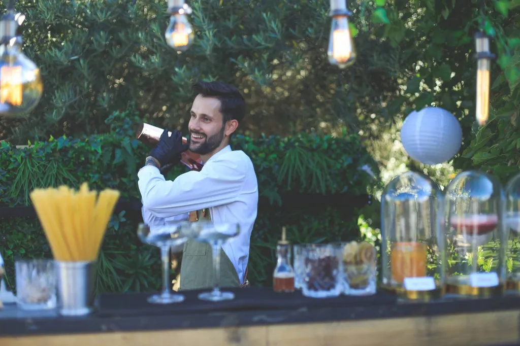 Service de bar à cocktails haut de gamme pour vin d’honneur à Lyon