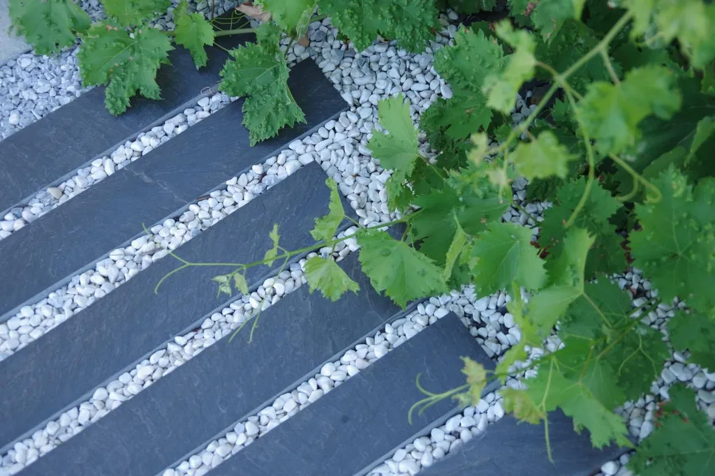 Où acheter des piquets/bordures en ardoise à Ambarès et Lagrave près de Bordeaux ?