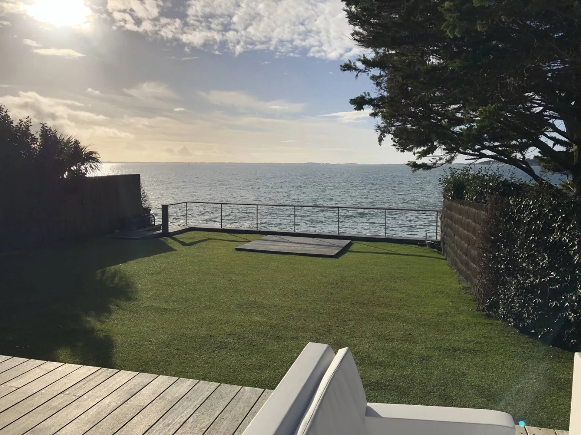 2191 - Très belle maison les pieds dans l'eau