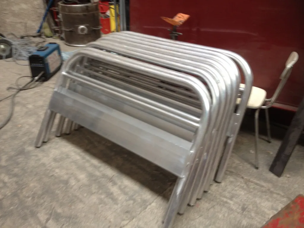 FABRICATION GARDE CORPS ALUMINIUM DEMONTABLES AMOVIBLES A  MARTIGUES POUR UN CLIENT D'AIX EN PROVENCE