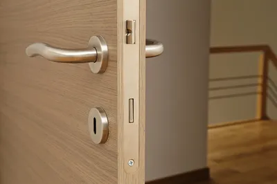 Porte technique sur mesure