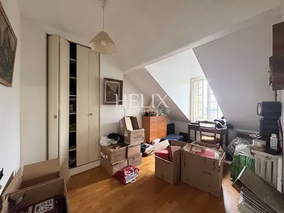 Saint Germain en Laye un appartement de 129 M2 au dernier étage près du château avec un box