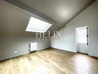 Tout faire à pied dans Saint Germain en Laye en achetant une maison refaite à neuve avec 4 chambres