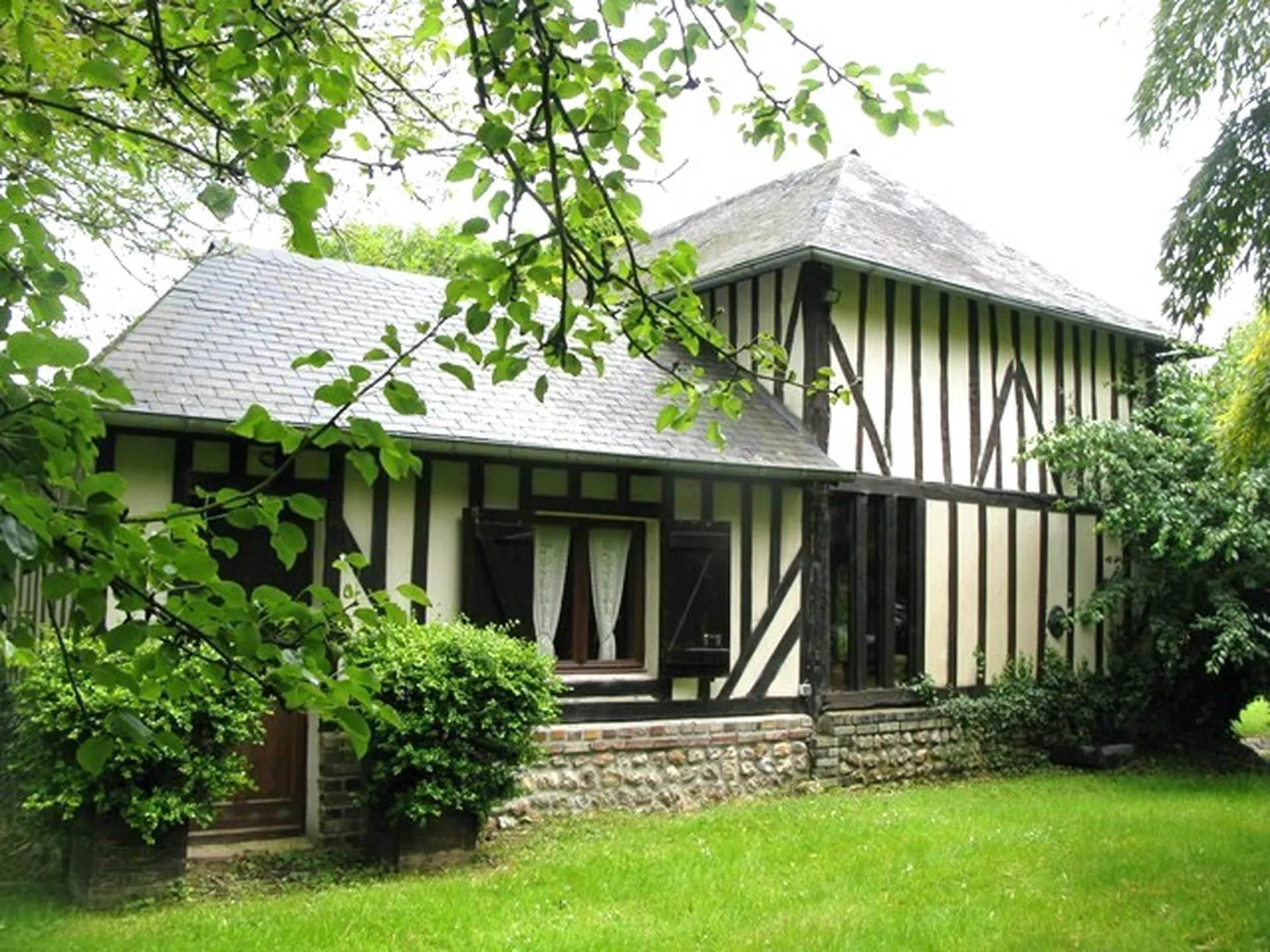 MAISON NORMANDE Proche CORMEILLES, Eure 27