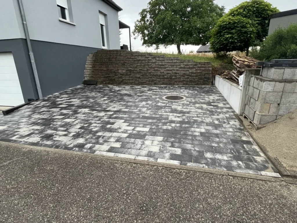 Quels sont les différents types de pavés pour mon extérieur en Alsace ?