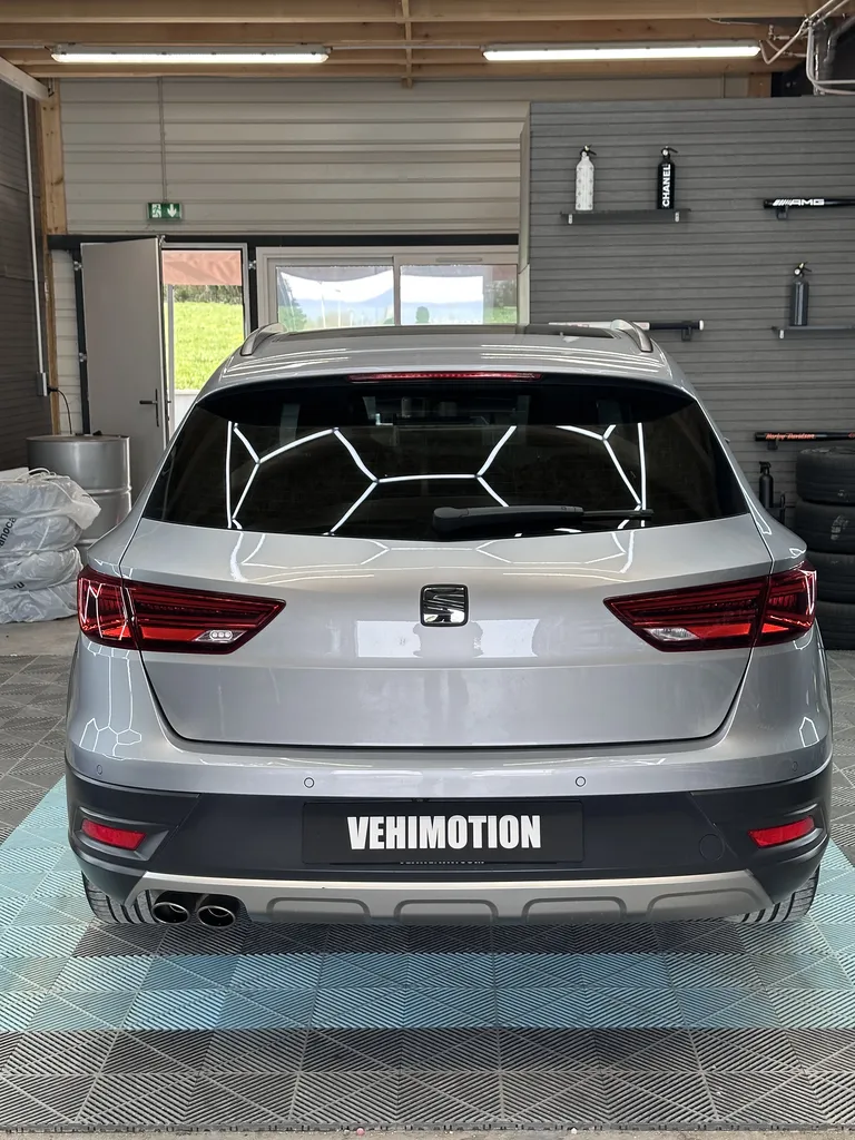 SEAT LEON X PERIENCE 2.0 TDI 184 CHV / 4DRIVE / 1ER MAIN / T/O / SEAT SOUND