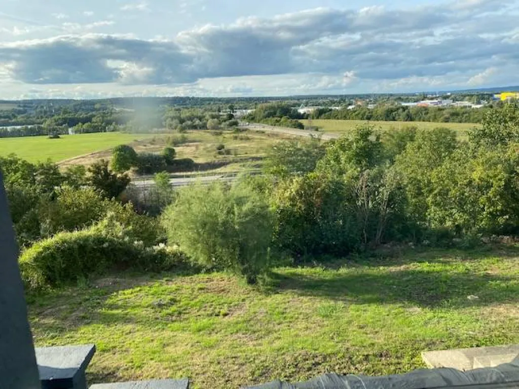 A acheter, pavillon rénové de 110 m² habitables sur un terrain de 500 m² sur la commune de TOURVILLE LA RIVIERE 76410