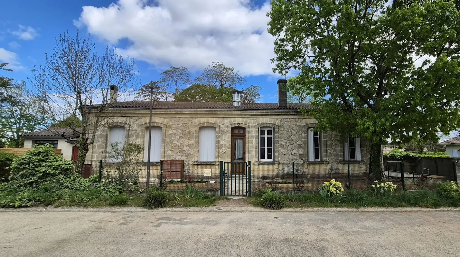 La table du presbytère : votre guinguette / restaurant à Eysines pour vos repas ou soirées entre amis ou en famille !