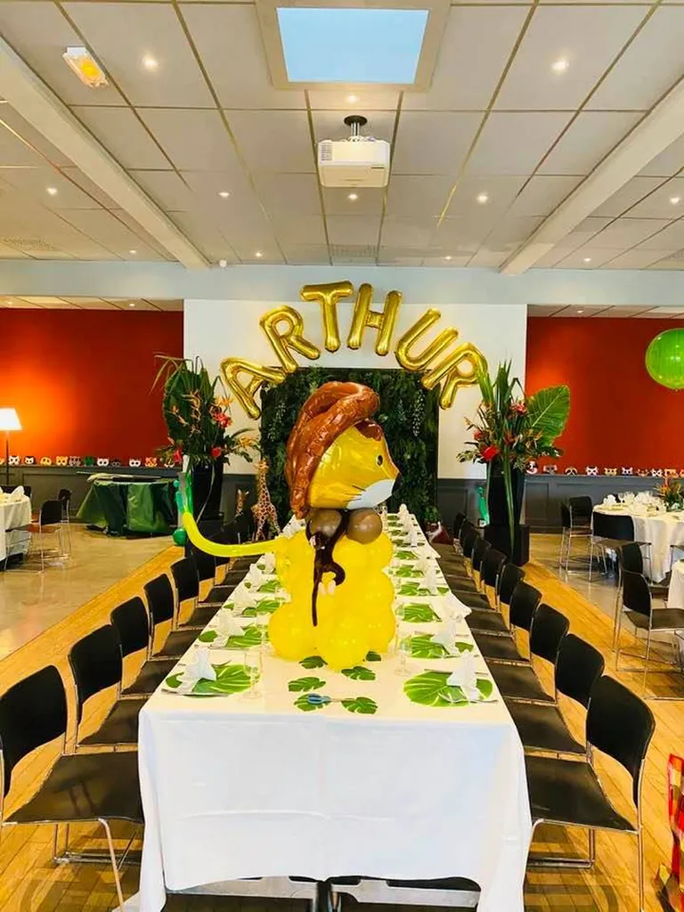 anniversaire décoration végétal jungle