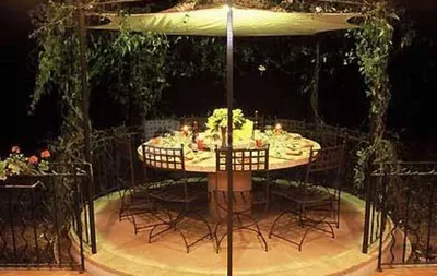 Hôtel & Restaurant 3* Fontvieille Les Mazets des Roches