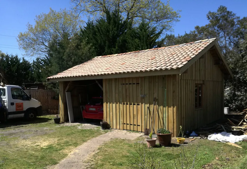 Rénovation d'une grange en bois sur Parentis-en-Born