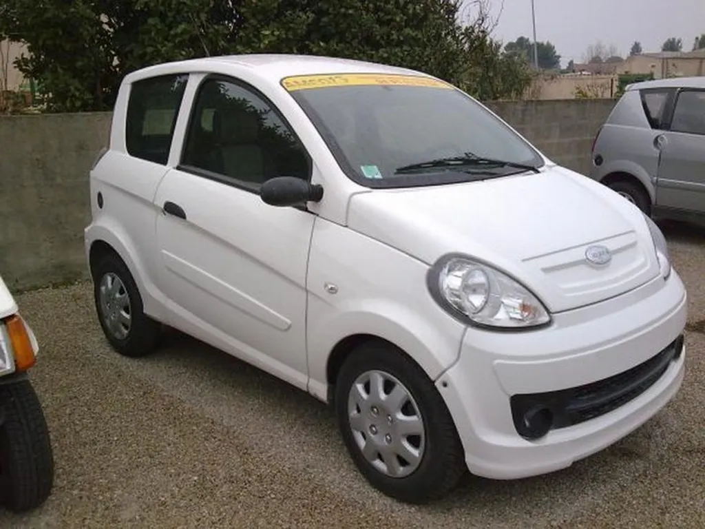 Voiture sans permis occasion Marseille Minicar Microcar Mgo