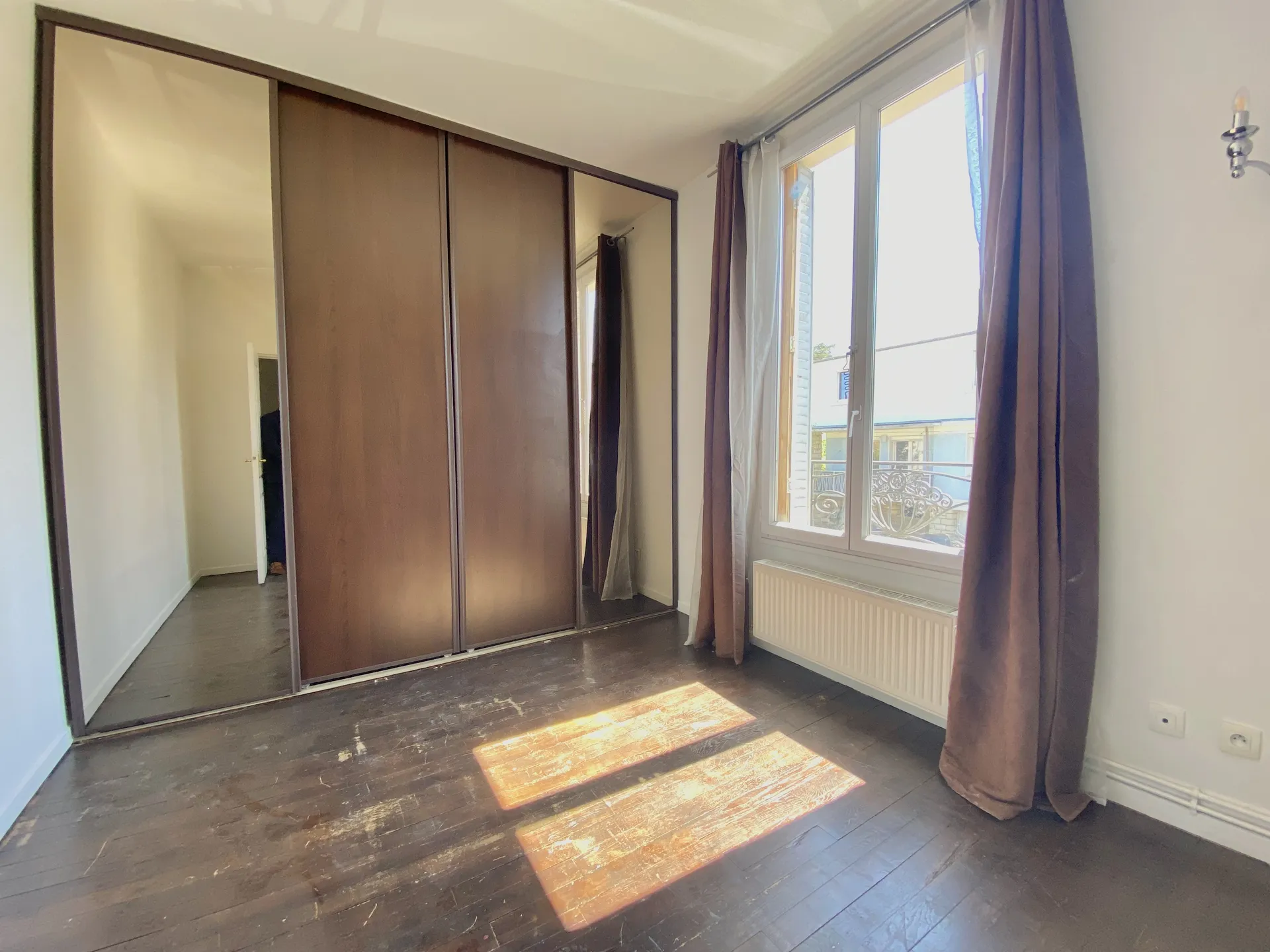 Chambre avec dressing