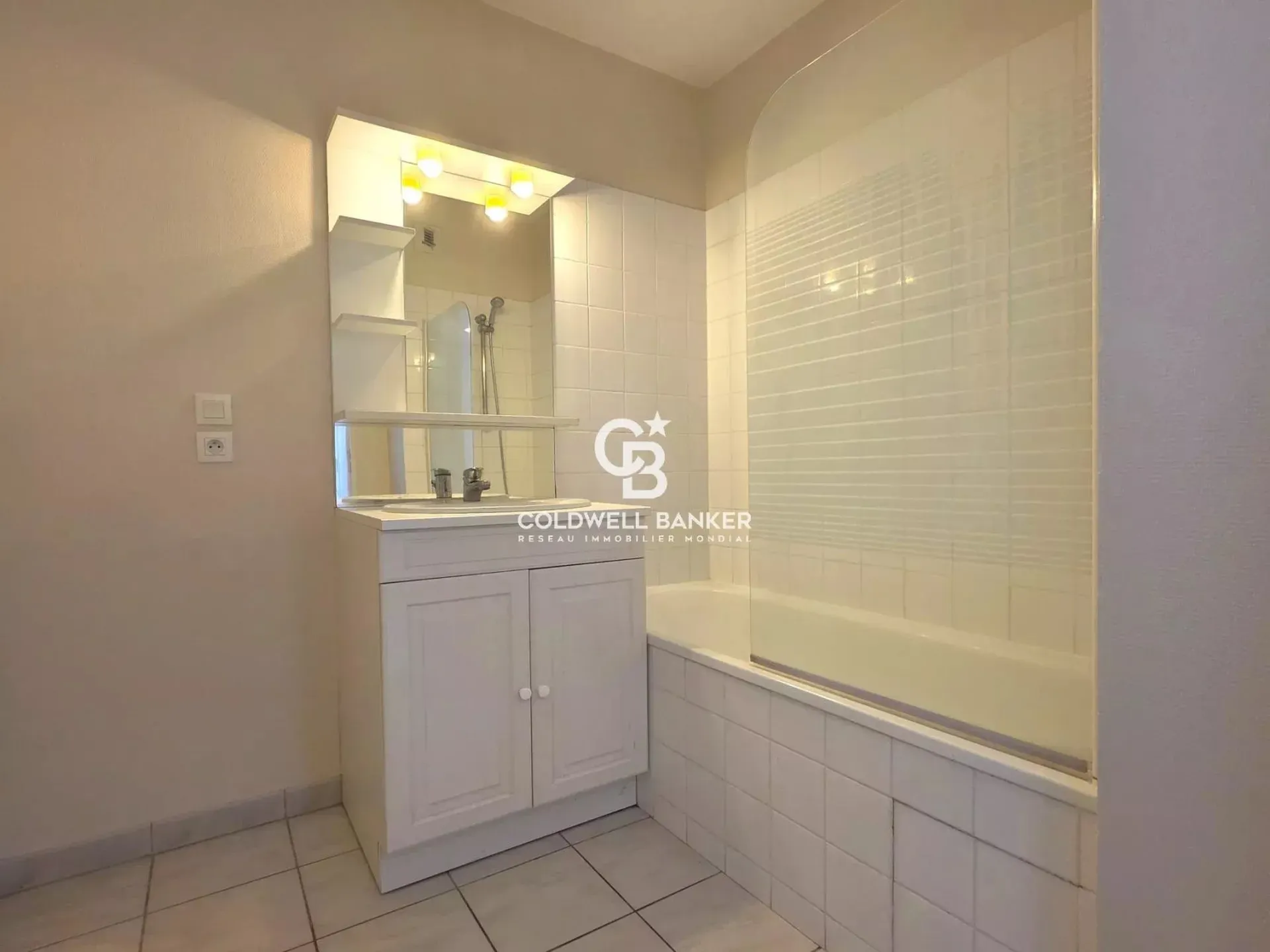 Acheter appartement avec deux chambres et double balcon Le Mans Université