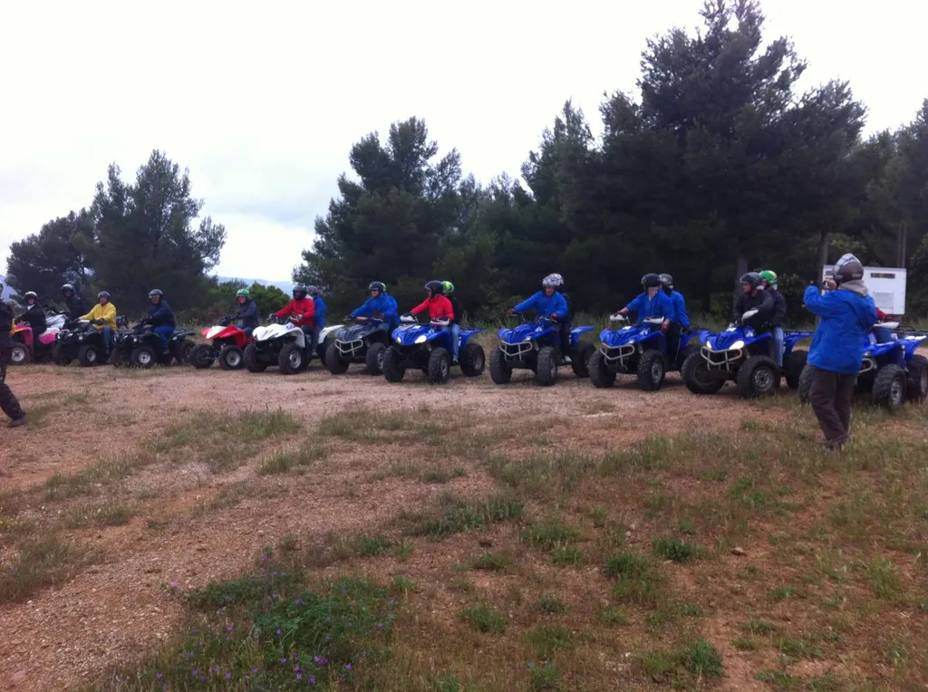 RANDONNÉE QUAD  EN PROVENCE POUR VOTRE EVENEMENT