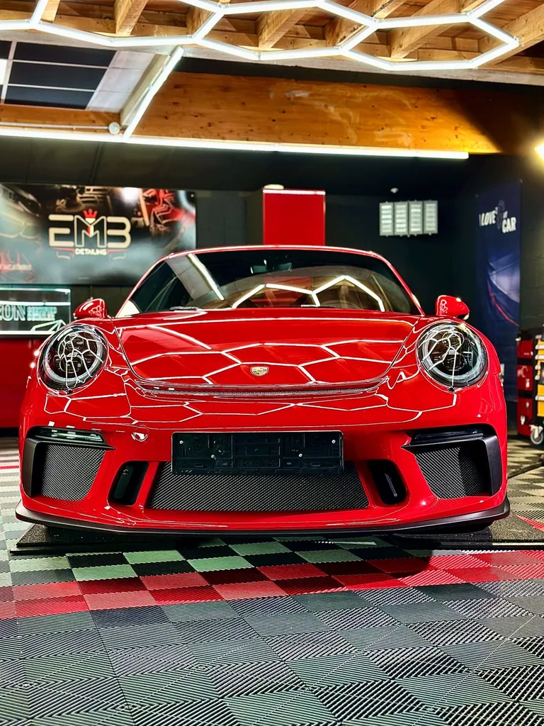 centre de DETAILING Lyon protection céramique film de protection PPF Porsche GT3