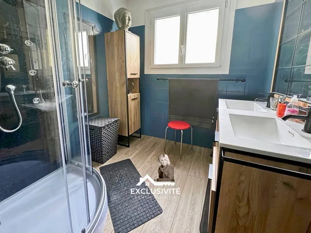 A VENDRE PAVILLON DE PLAIN PIED DE 89 M² SUR ENV 1200 M² DE TERRAIN SUR LA COMMUNE DE FRENEUSE 76410