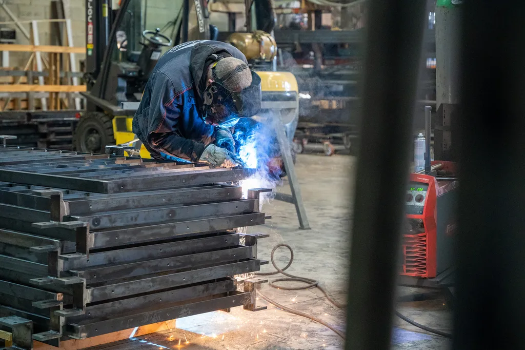 Fabrication de structures métalliques sur mesure pour l’industrie et le bâtiment à Strasbourg, Colmar et Sélestat