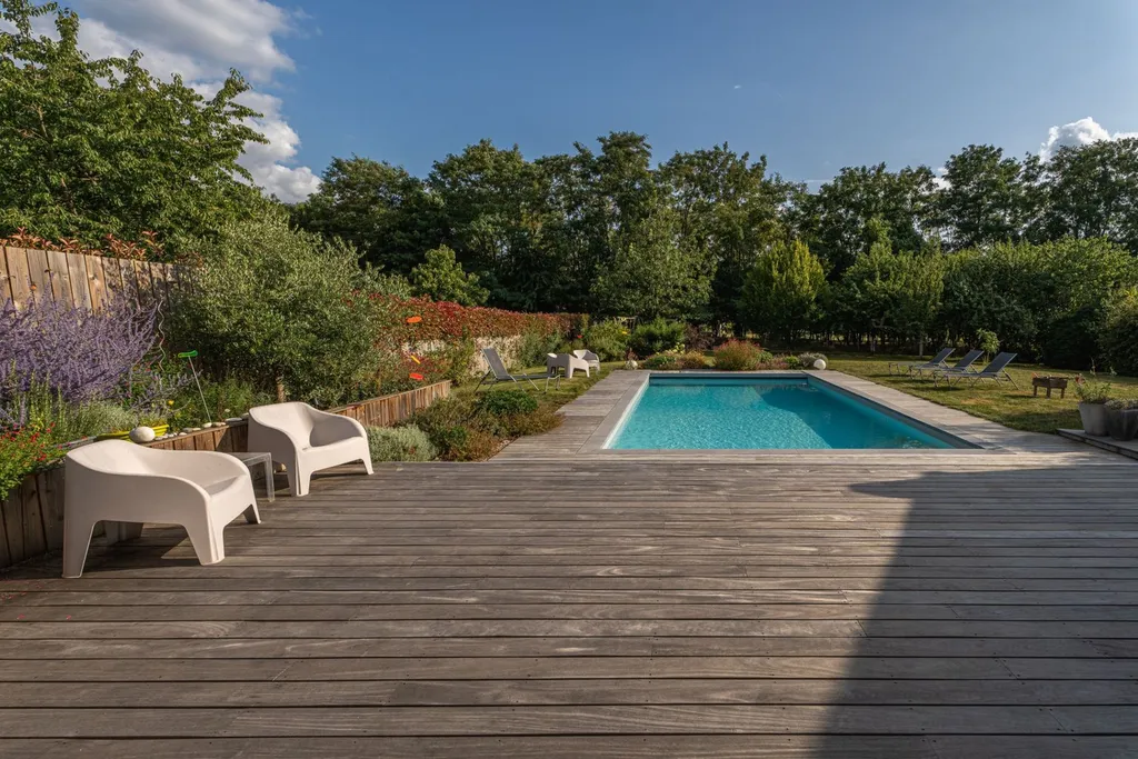 maison avec piscine à vendre en sarthe proche du mans