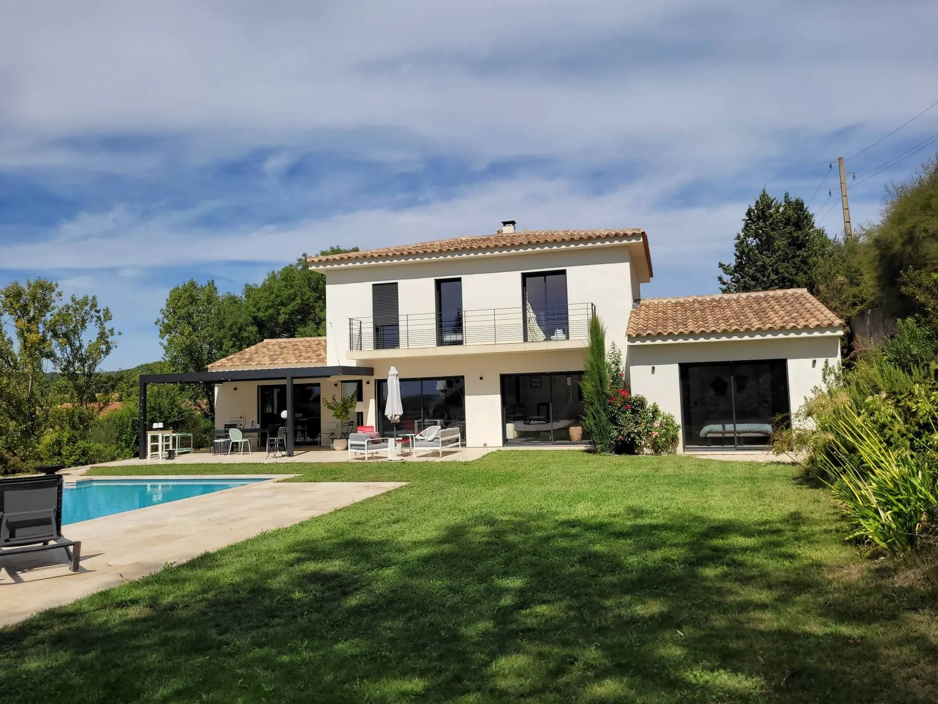 Constructeur de maison moderne sur le Lubéron 