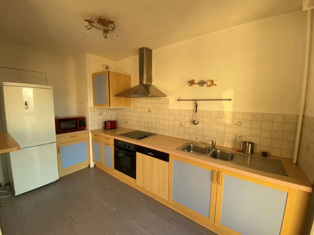 cuisine équipée ouverte