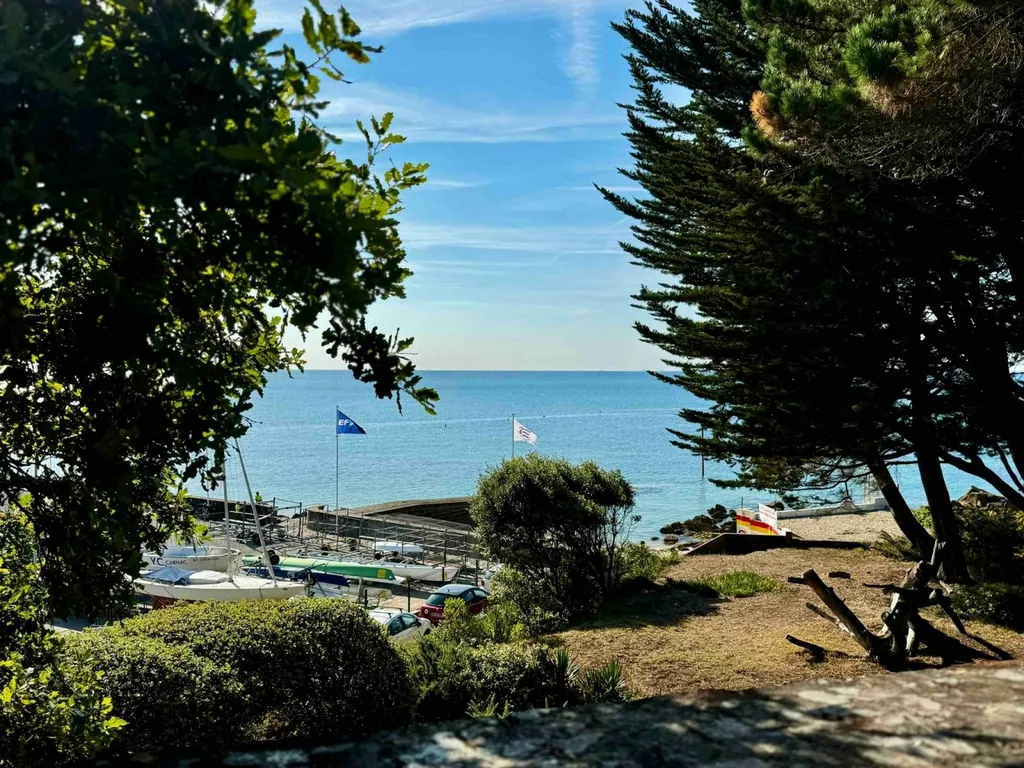 À Carnac plage, directement sur mer, maison en location saisonnière