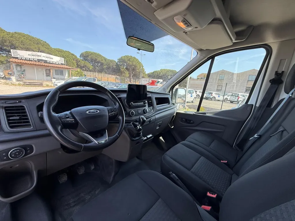 FORD TRANSIT CHÂSSIS CABINE / CAISSON 2.0L TDCI 130CV
