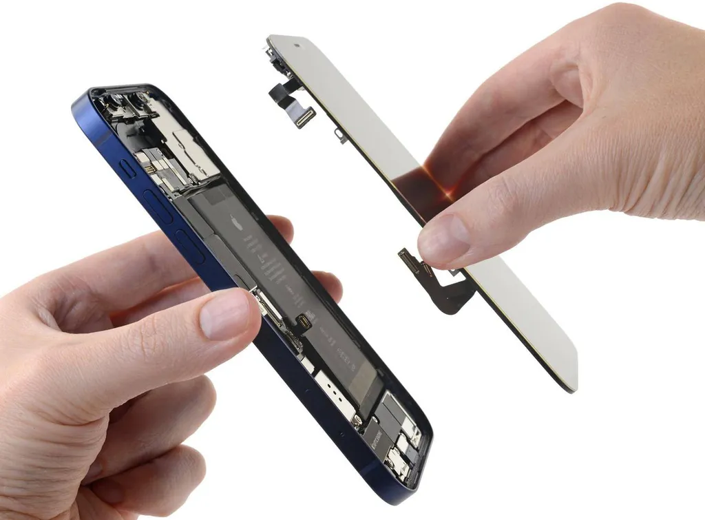 Réparation d'un Iphone 12 mini à Plaisance du Touch