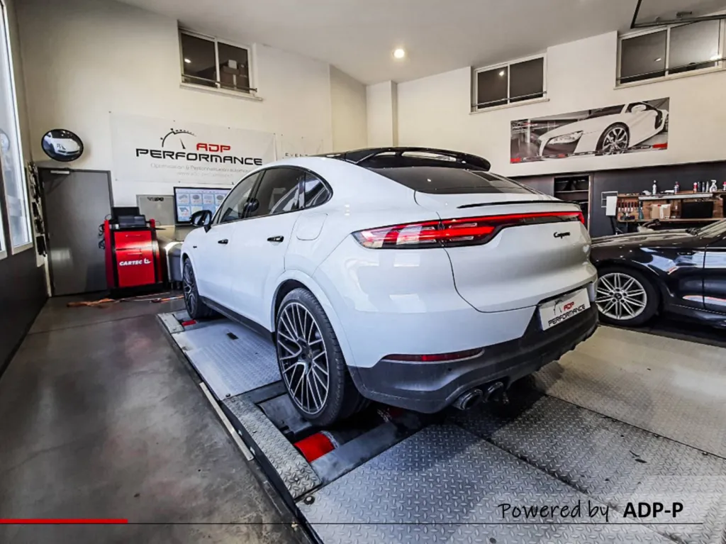 Reprogrammation moteur Stage 1 & Conversion bio éthanol E85 PORSCHE E3 Cayenne 3.0T E-Hybrid 462 PS | ADP Performance Le Pontet