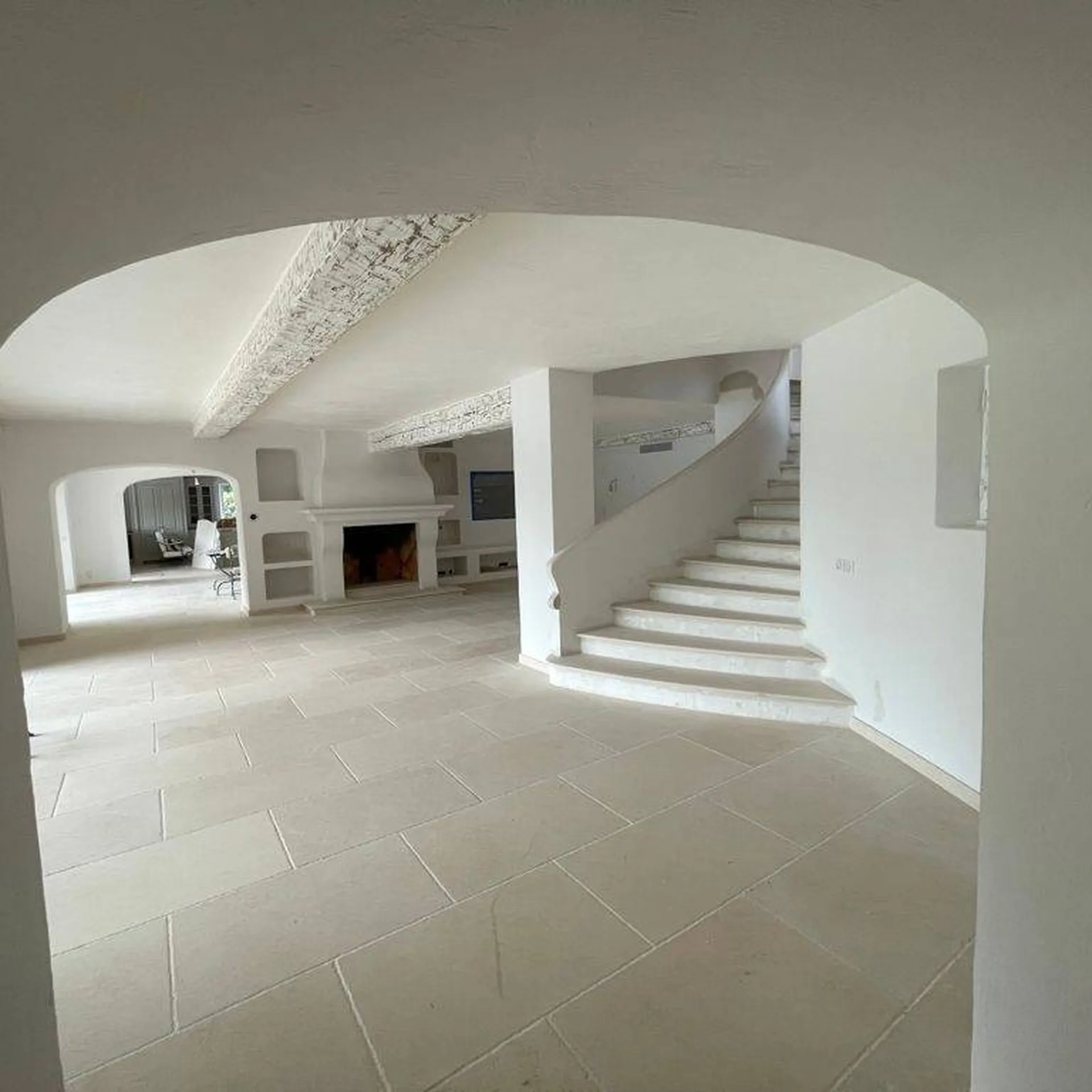 Pierre naturelle intérieur - crema light