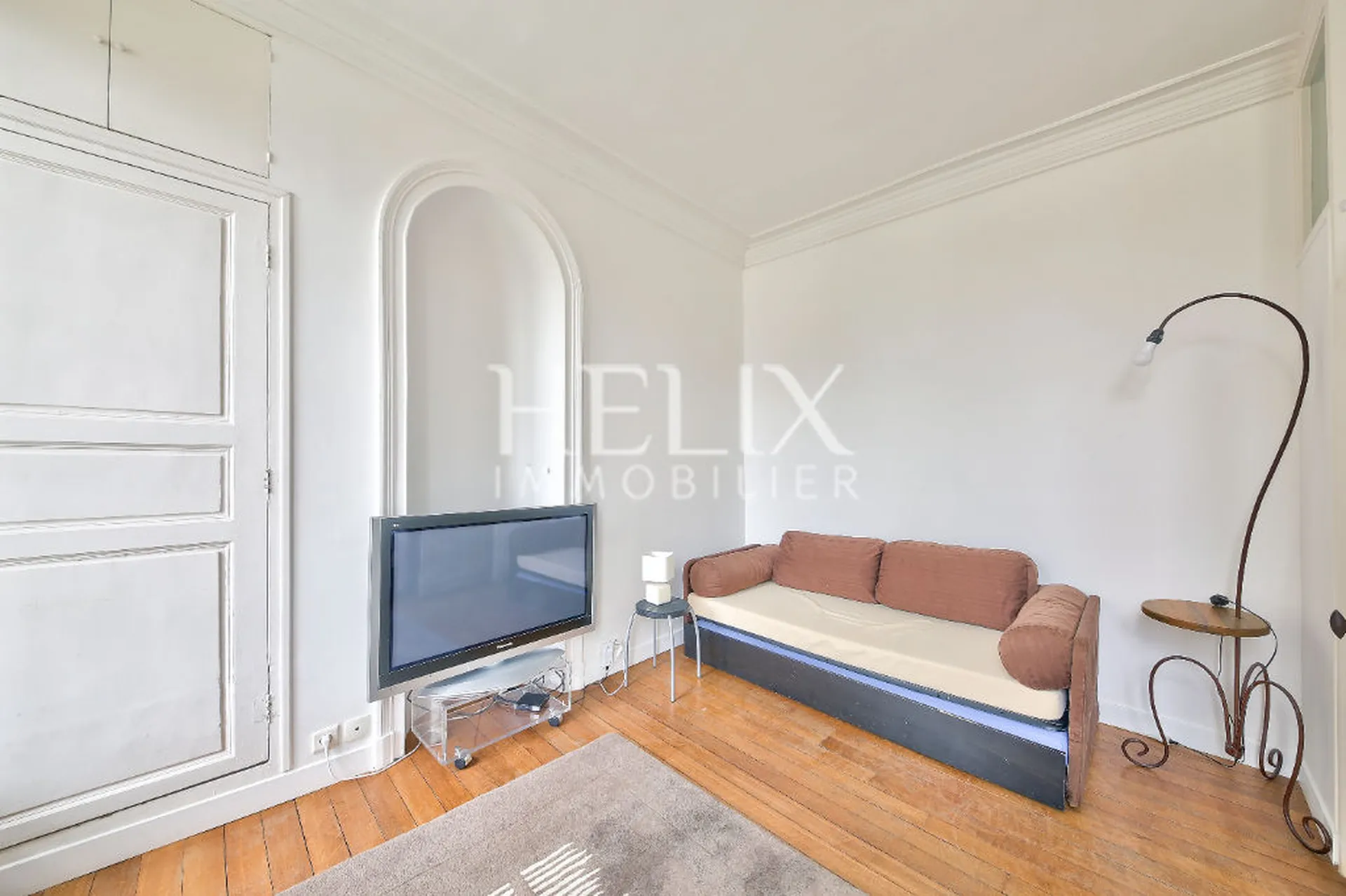 Saint Germain en Laye dans la rue de Lorraine un appartement avec 3 chambres dans un immeuble historique