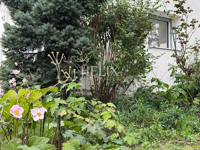 En exclusivité à vendre Orgeval une jolie maison de 210 M²  édifiée sur terrain de 834 M², 5 minutes à pied du centre ville, commerces , proche école Jeanne d'Arc.