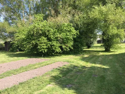 Terrain à bâtir de 2360m² à vendre à La Mailleraye sur Seine, dans bourg avec école et commerces