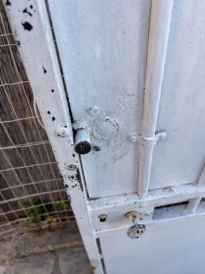 réhabilitation de portail en fer forgé à La Valette du Var limite Toulon remise en sécurité et mise en peinture