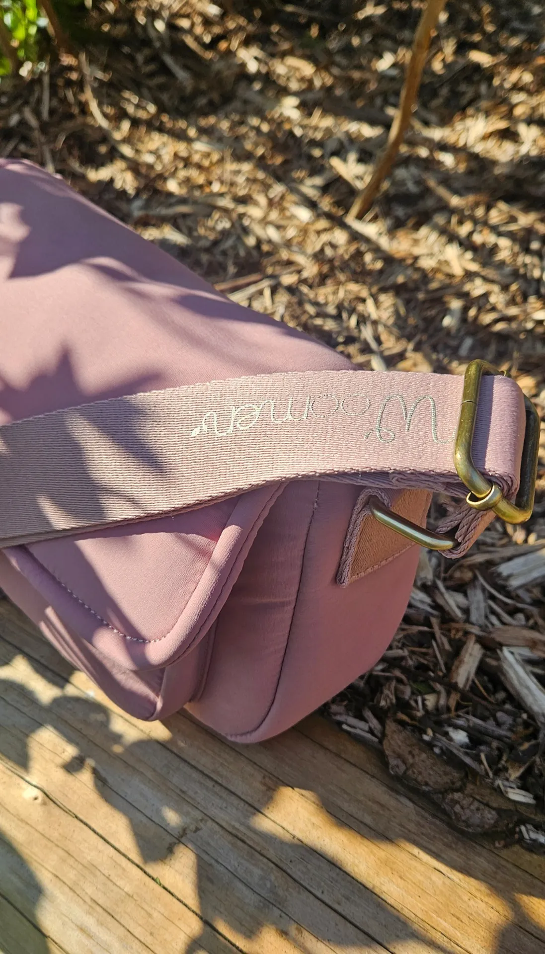 Sac Woomen  Primevère couleur Candy disponible chez Evasion à Eu