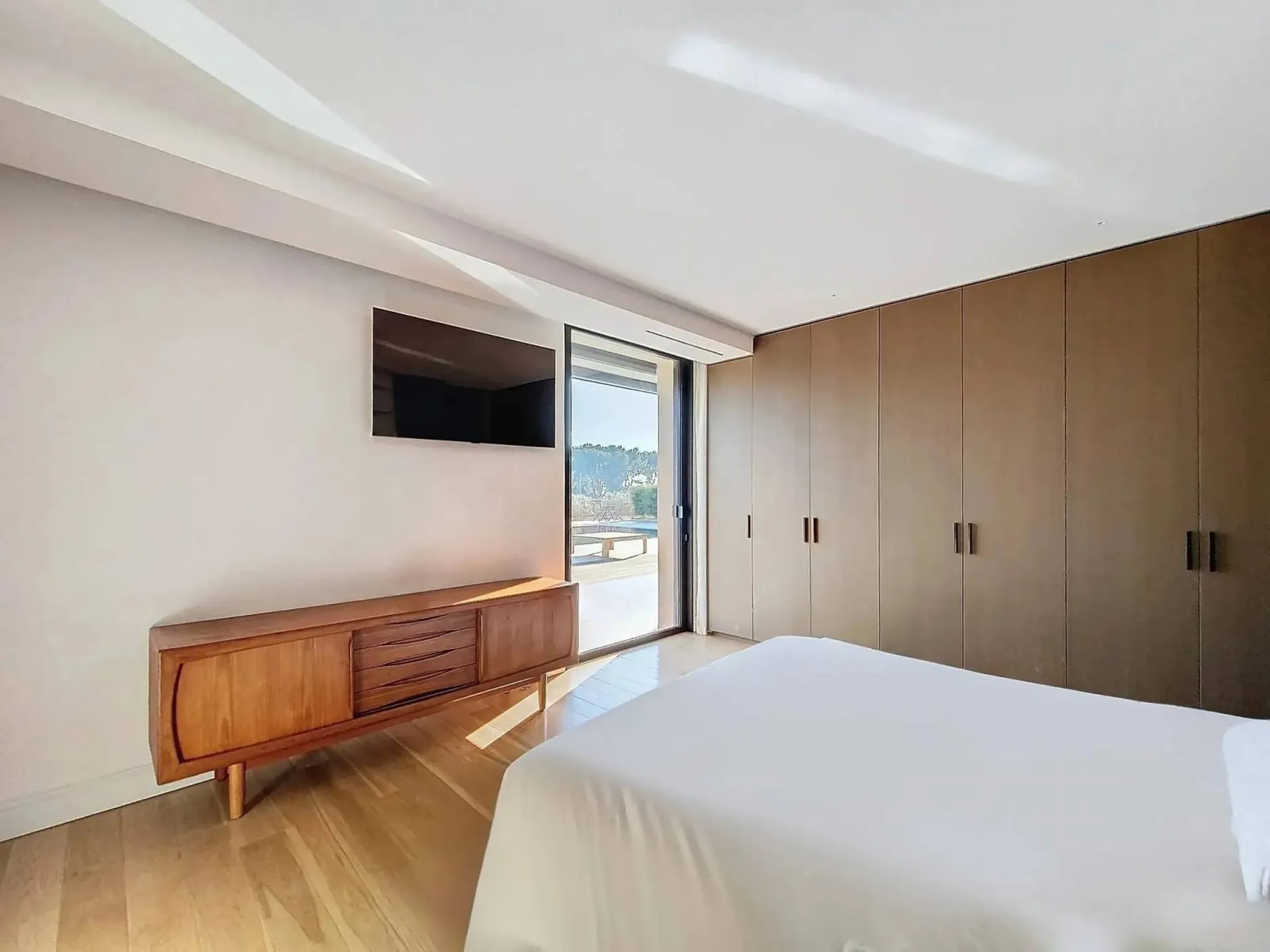 A vendre maison contemporaine à la Cadière d' Azur