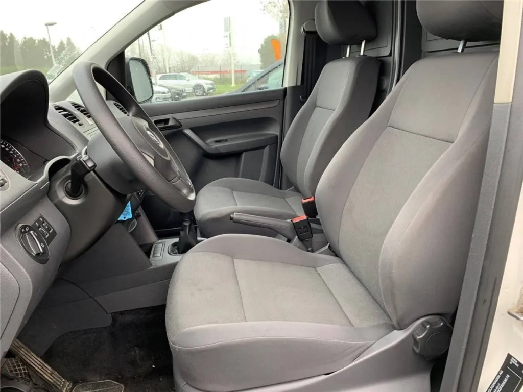 Vente d'occasion d'utilitaires Volkswagen Caddy 1.6 CR TDI secteur Bolbec en Seine-Maritime