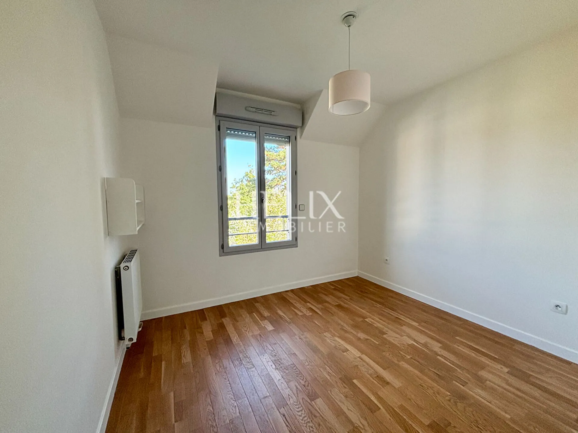 Bel appartement proche du lycée international, 3 chambres 4 pièce(s) 89.10 m2