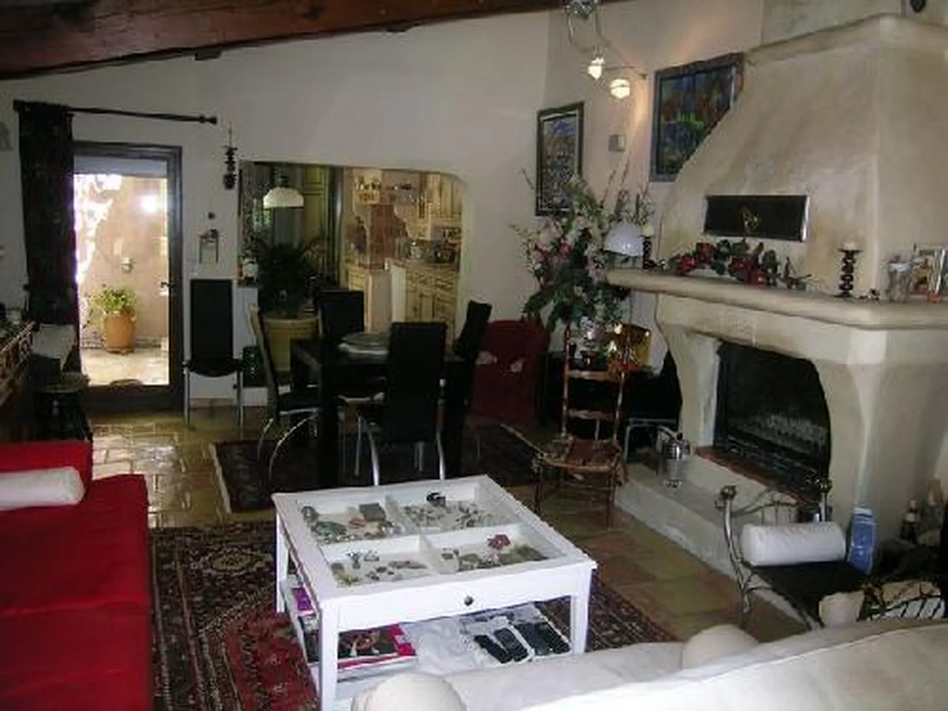 Vente maison Roquefort La Bédoule dans quartier recherché avec studio et maison d'invités