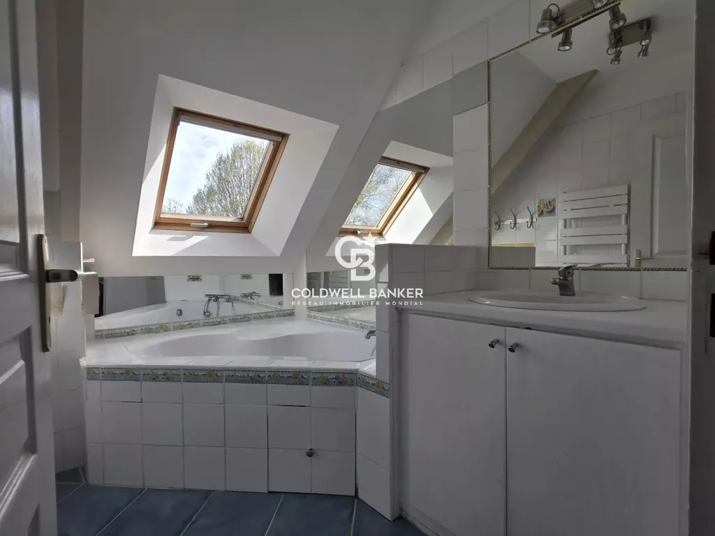 maison à vendre au Nord du Mans avec sous-sol total et garage