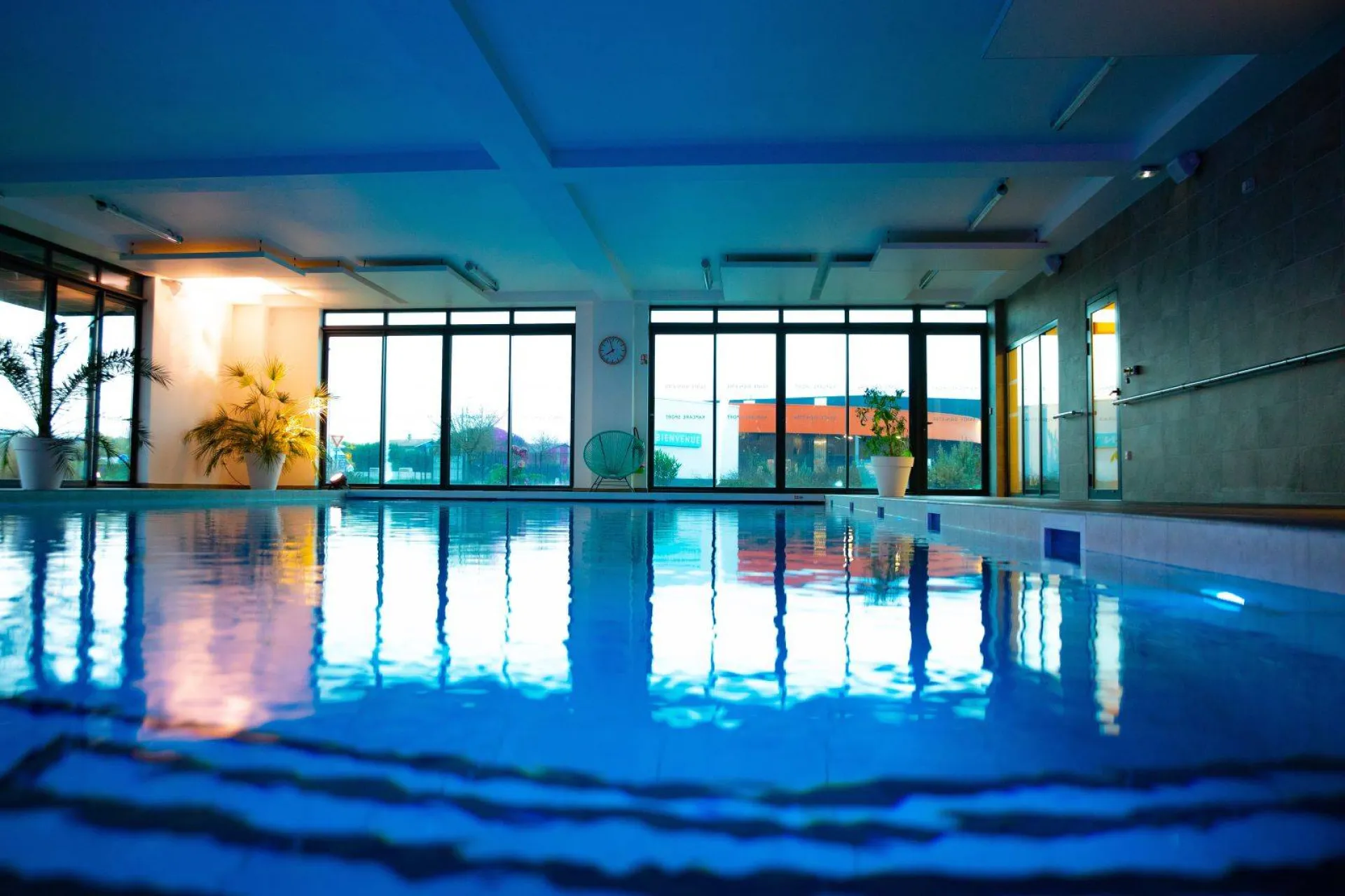 Où trouver une piscine avec de l'aquagym à Mérignac proche de Pessac