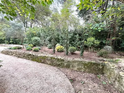 Saint-Étienne-du-Grès 13103, arrosage automatique par l'expert Carré Vert, pour un jardin verdoyant et économiquement irrigué