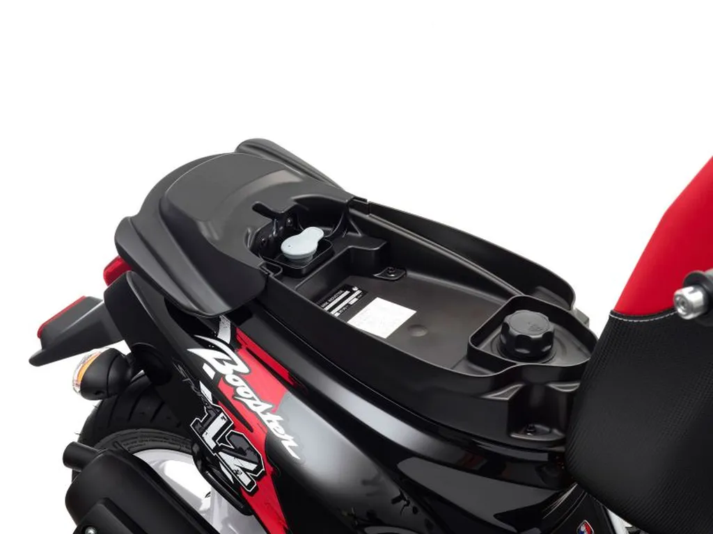Scooter neuf MBK Booster spirit 12 pouces sanary sur mer
