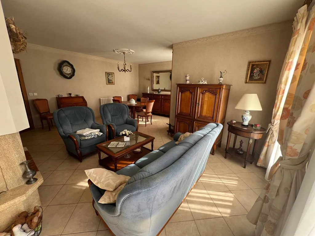 A SAISIR MAISON DE 106 M² ÉDIFIÉE SUR UN TERRAIN DE 1500 M² SUR LA COMMUNE TOURVILLE LA CAMPAGNE 27370