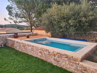 PAREMENT SB QUARTZITE ROUILLE / ROUSSILLON