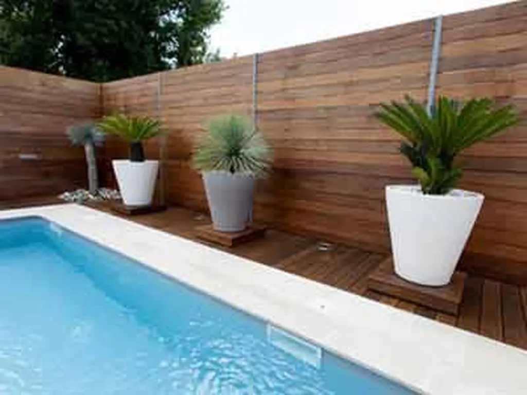 pose de piscine sur mesure sur la commune d'arbanats  entre Langon et Bordeaux 