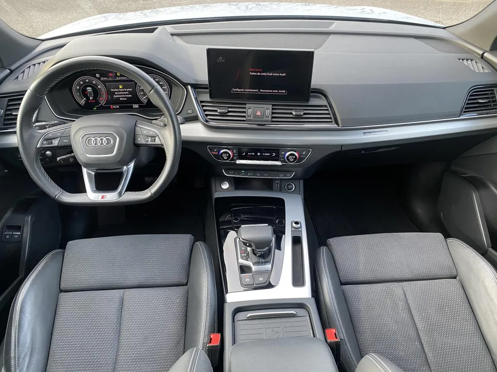 Audi Q5 d'occasion hybride à vendre proche du Havre : performance, confort et Crit'Air 1 garantis.